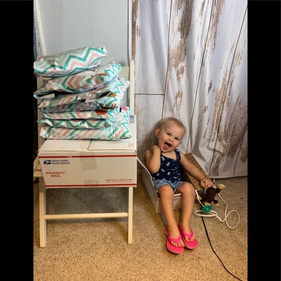 Meet your Posher, Haley - Picture 1 of 4